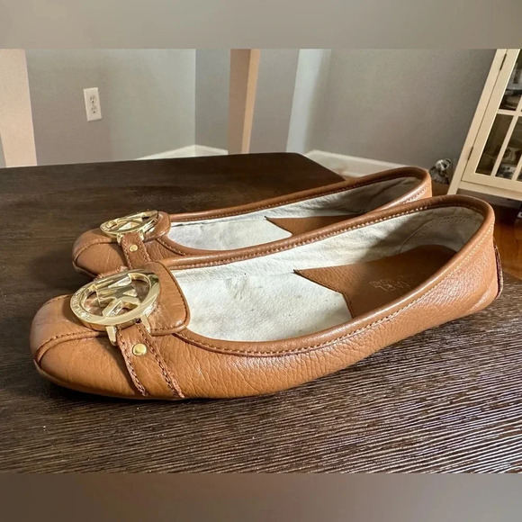 Michael Kors flats - Picture 2 of 11